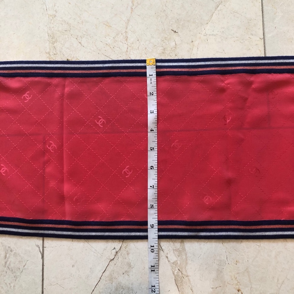 Chanel authentic Print red multicolor silk scarf - Picture 14 of 14
